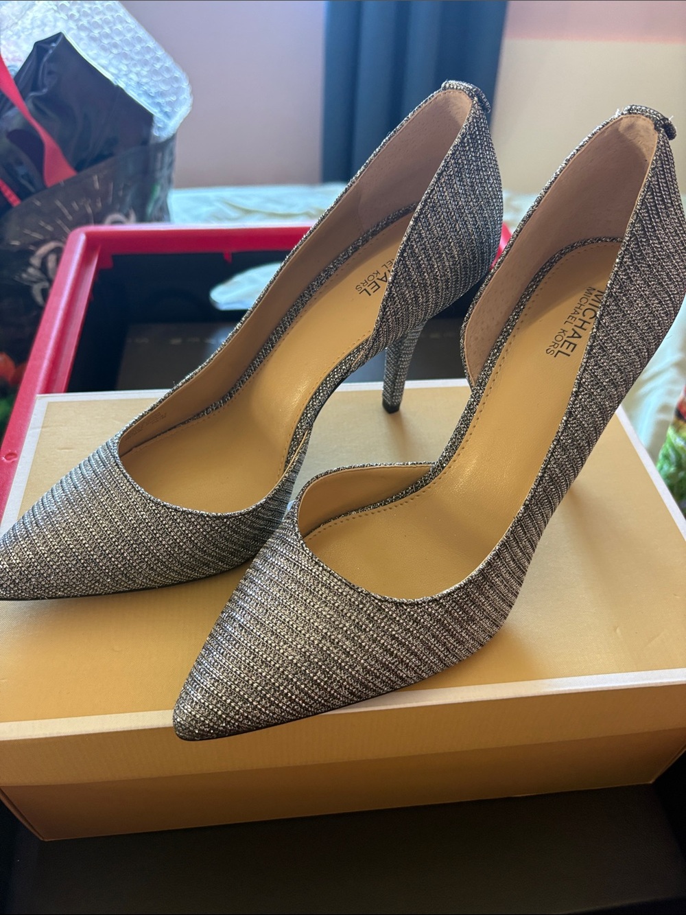 Michael Kors Silver Glitter Mesh Pumps size 8